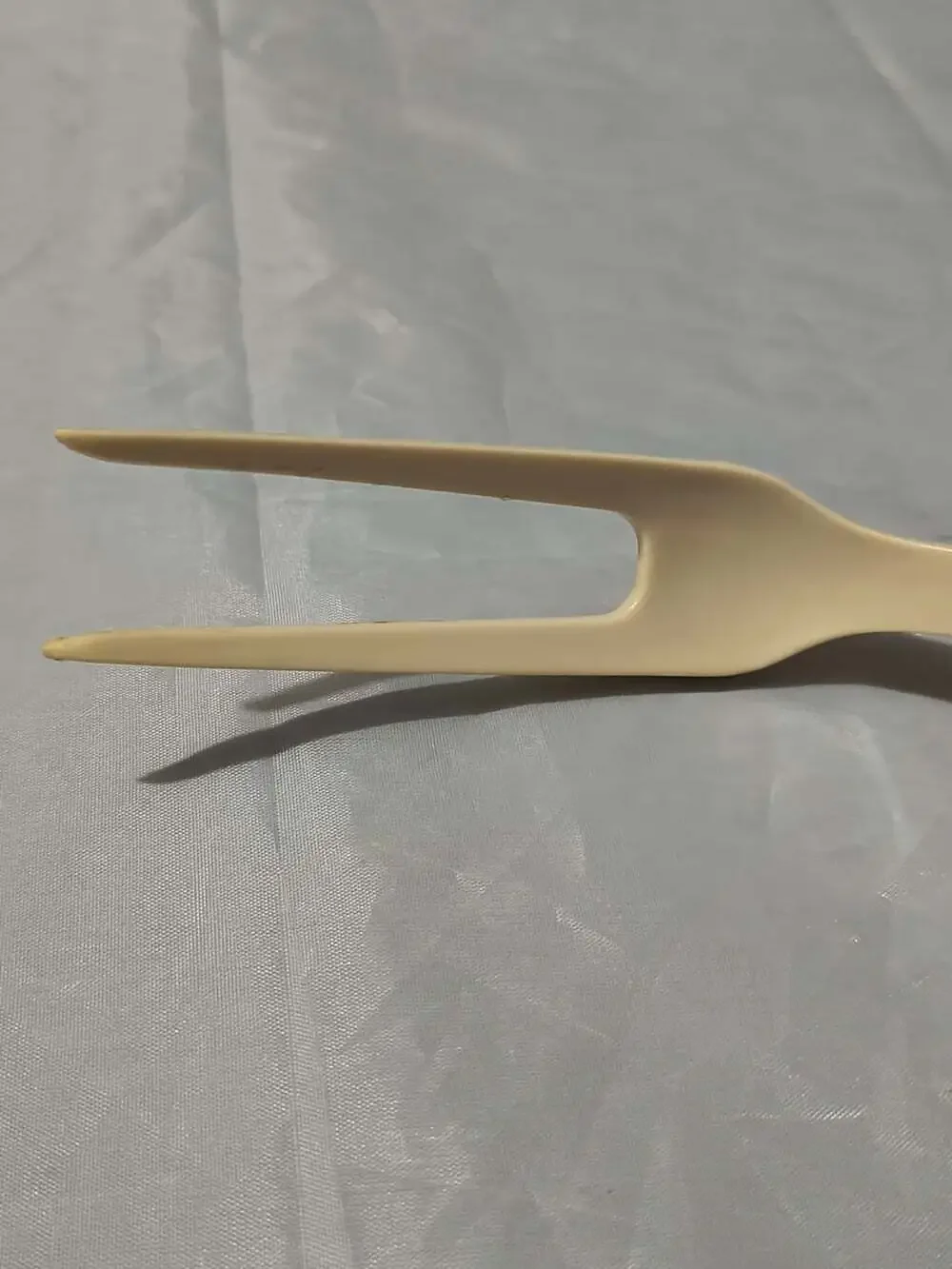 Vintage Ekco Almond #1 Nylon Plastic Meat Turning Fork 11
